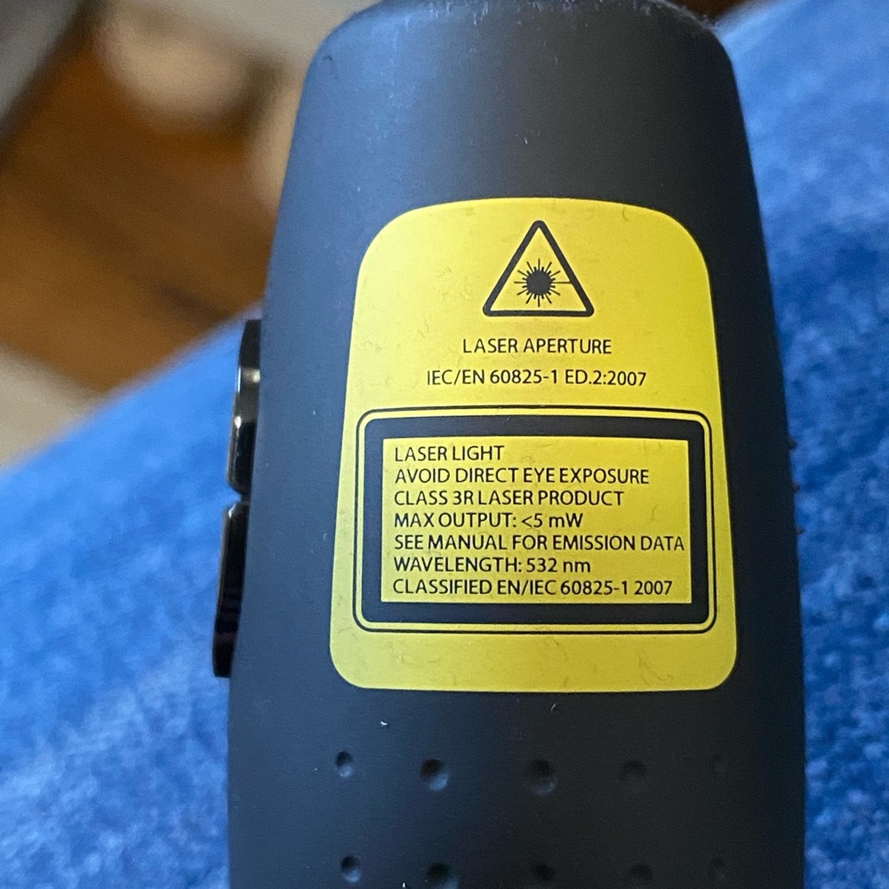 Logitech‎ R800 Pro Presentation Remote - Picture 2 of 5